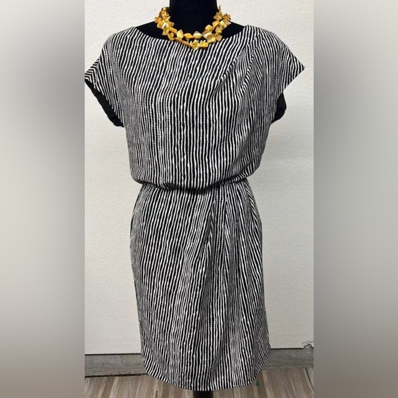 Vince Camuto Black and White Striped Dress - Picture 14 of 14